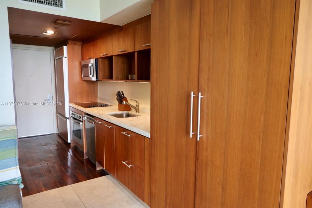 50 Biscayne Blvd, Unit 606, Miami, FL 33132 Photo