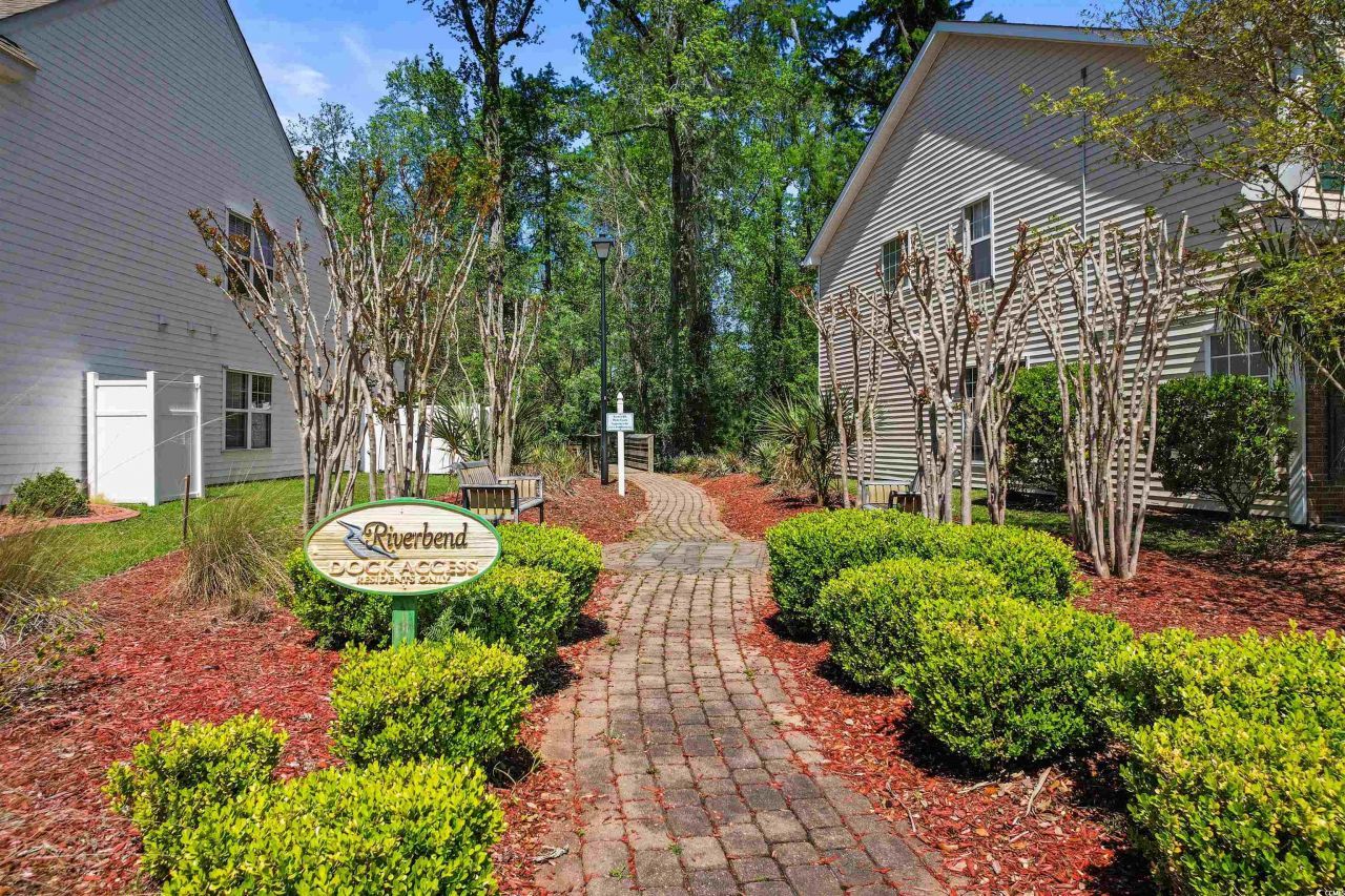 184 Rose Water Loop Photo 34