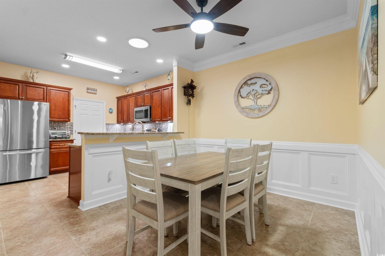 184 Rose Water Loop Photo 6