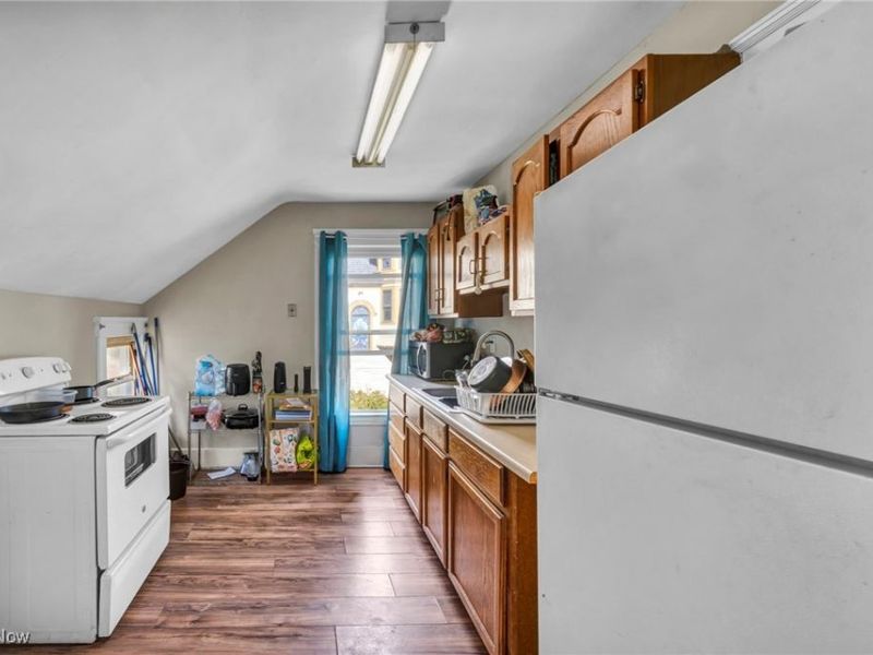 772 Broadway Avenue, Bedford, OH 44146 Photo 11