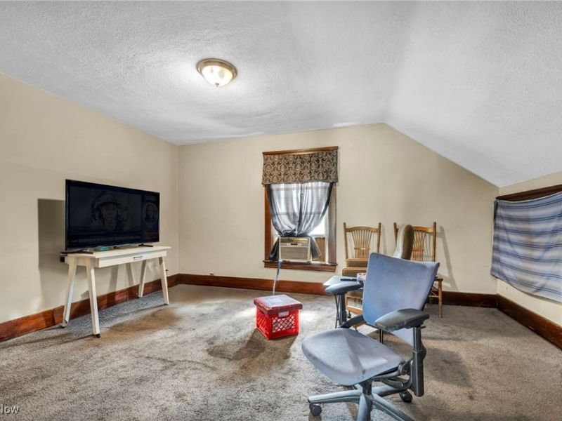 772 Broadway Avenue, Bedford, OH 44146 Photo 17