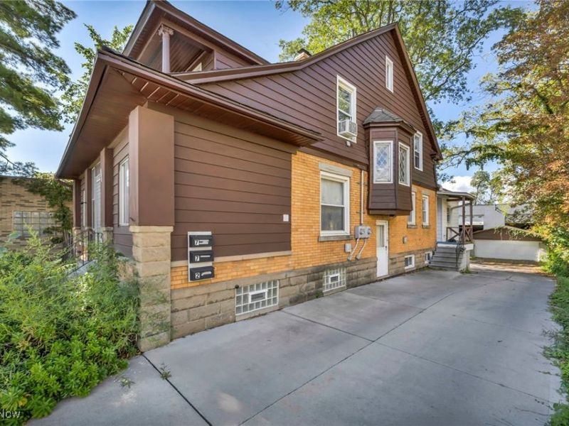 772 Broadway Avenue, Bedford, OH 44146 Photo 4