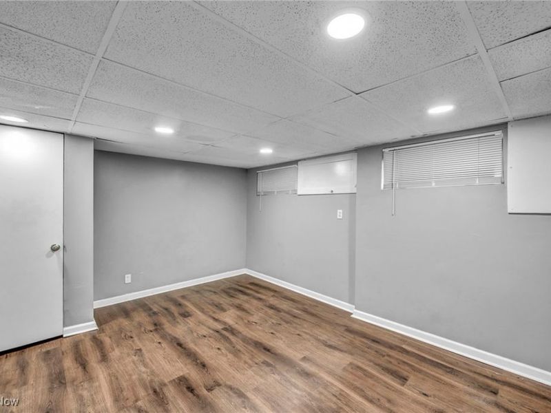 772 Broadway Avenue, Bedford, OH 44146 Photo 46