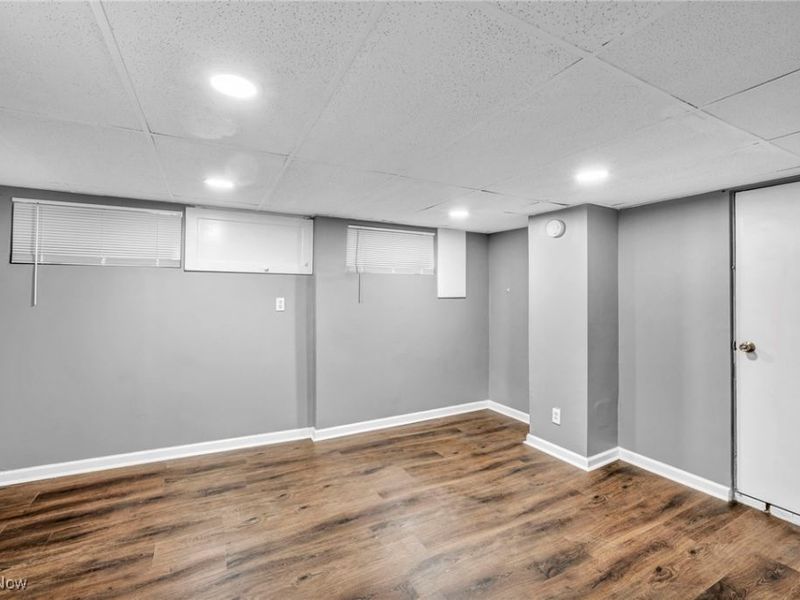 772 Broadway Avenue, Bedford, OH 44146 Photo 47