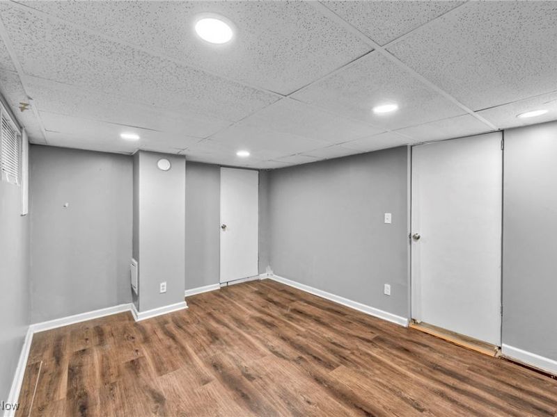 772 Broadway Avenue, Bedford, OH 44146 Photo 48