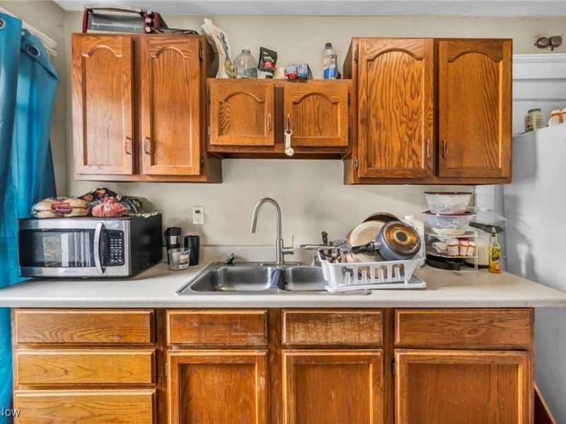 772 Broadway Avenue, Bedford, OH 44146 Photo 9