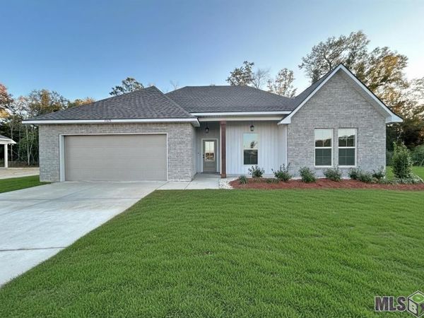39698 Axis Avenue, Ponchatoula, LA 70454