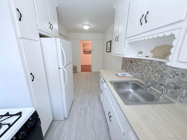 83-20 98 Street, Unit 1H, Woodhaven, NY 11421