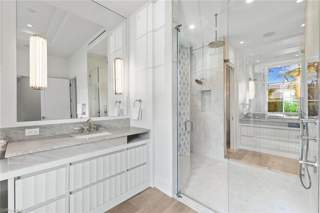 2131 Marina Dr, Naples, FL 34102 Photo