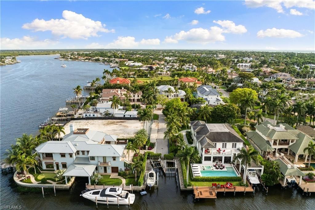 2131 Marina Dr, Naples, FL 34102 Photo