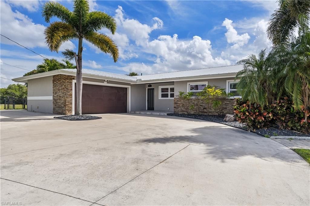 416 Seaworthy Rd , North Fort Myers, FL 33903 Photo