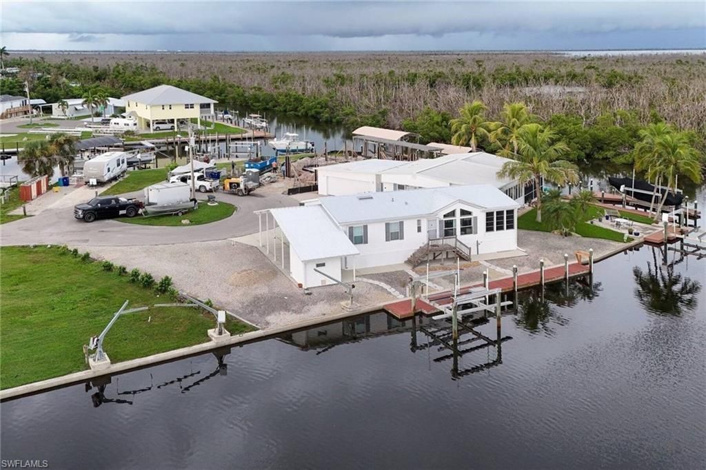 3952 Blueberry Ln, Saint James City, FL 33956 Photo