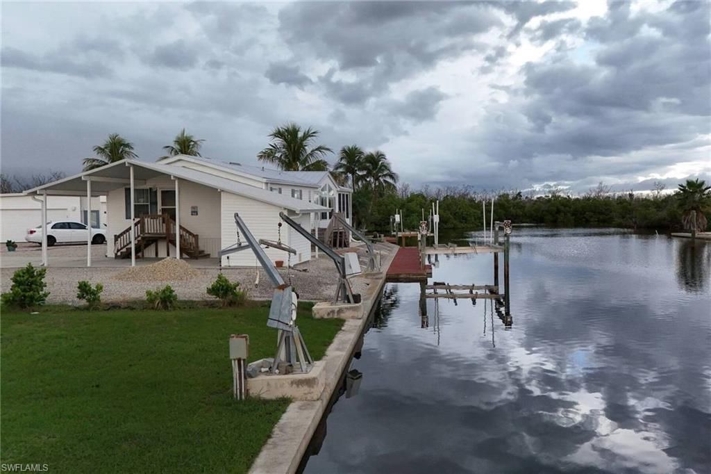 3952 Blueberry Ln, Saint James City, FL 33956 Photo