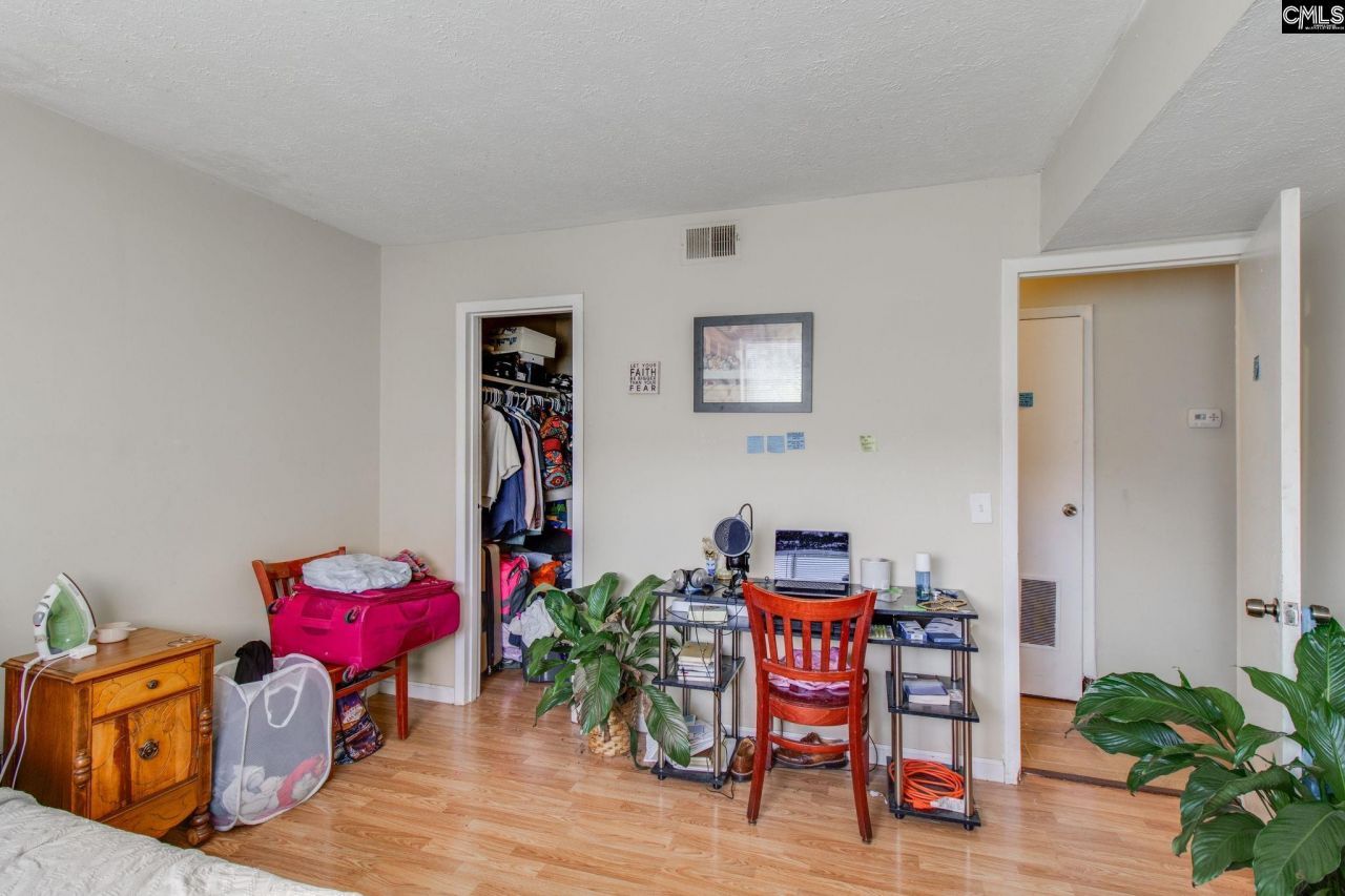 1204 Old Manor Road Photo 13