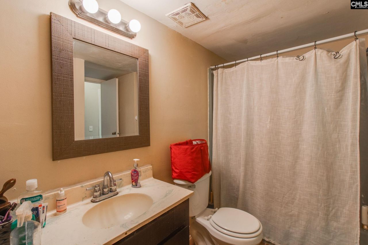 1204 Old Manor Road Photo 15