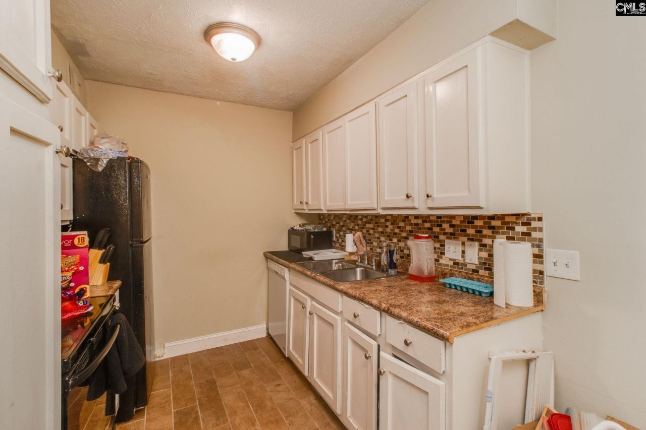 1204 Old Manor Road Photo 7