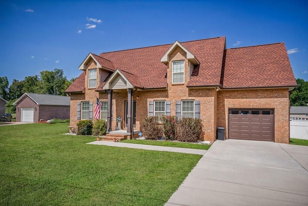 147 Bobwhite Dr, Sparta, TN 38583 Main Photo