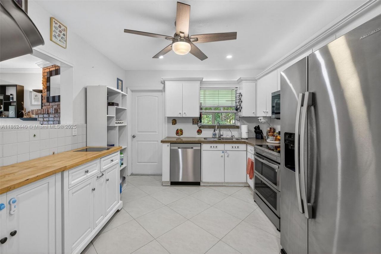 5240 Redwood Ct, Plantation, FL 33317 Photo