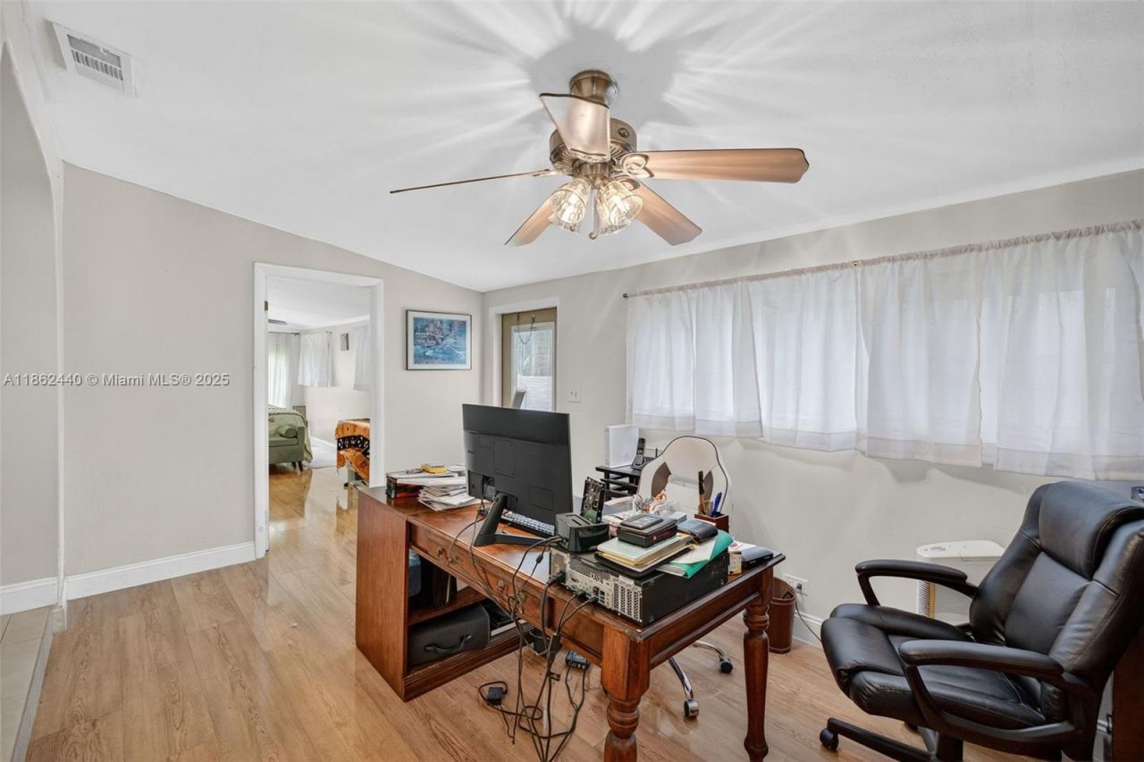 5240 Redwood Ct, Plantation, FL 33317 Photo