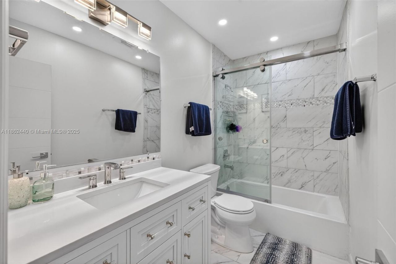 5240 Redwood Ct, Plantation, FL 33317 Photo