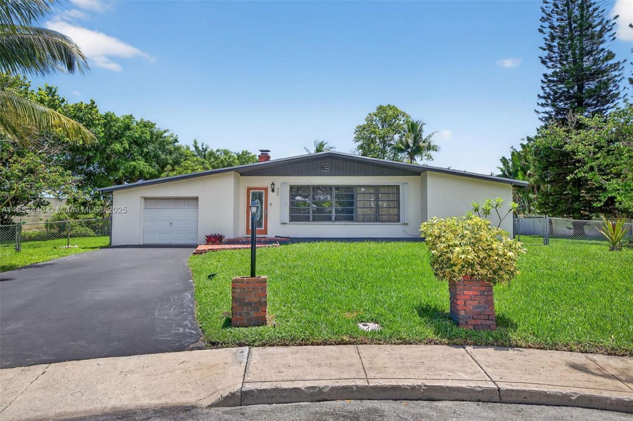 5240 Redwood Ct, Plantation, FL 33317 Photo