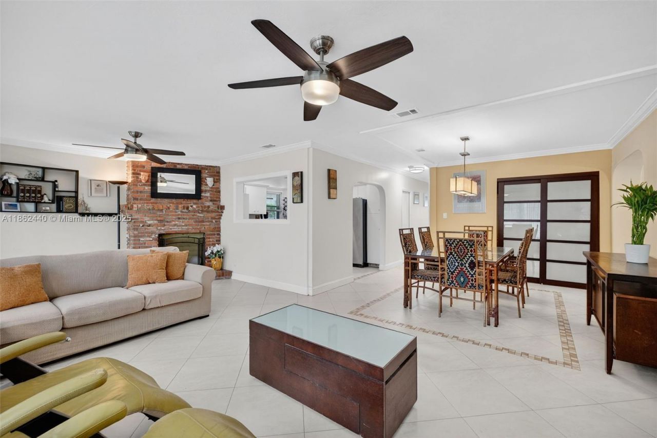 5240 Redwood Ct, Plantation, FL 33317 Photo