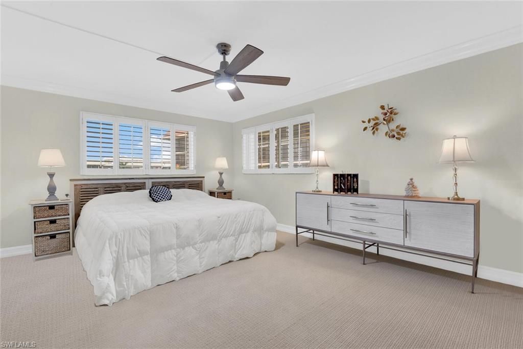 222 Harbour Dr, Unit 403, Naples, FL 34103 Photo