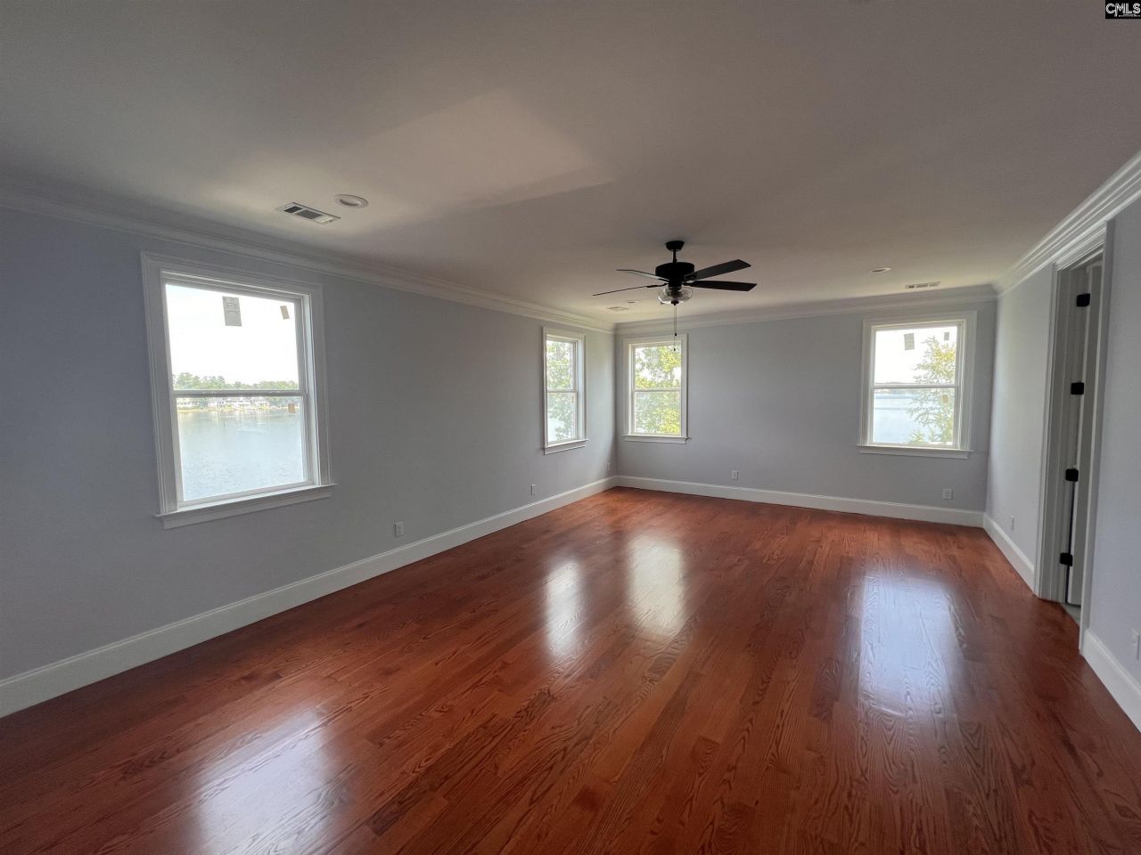 1125 Lookout Point Photo 10