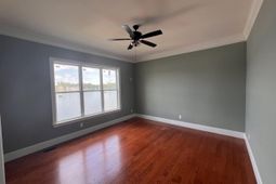 1125 Lookout Point photo 4