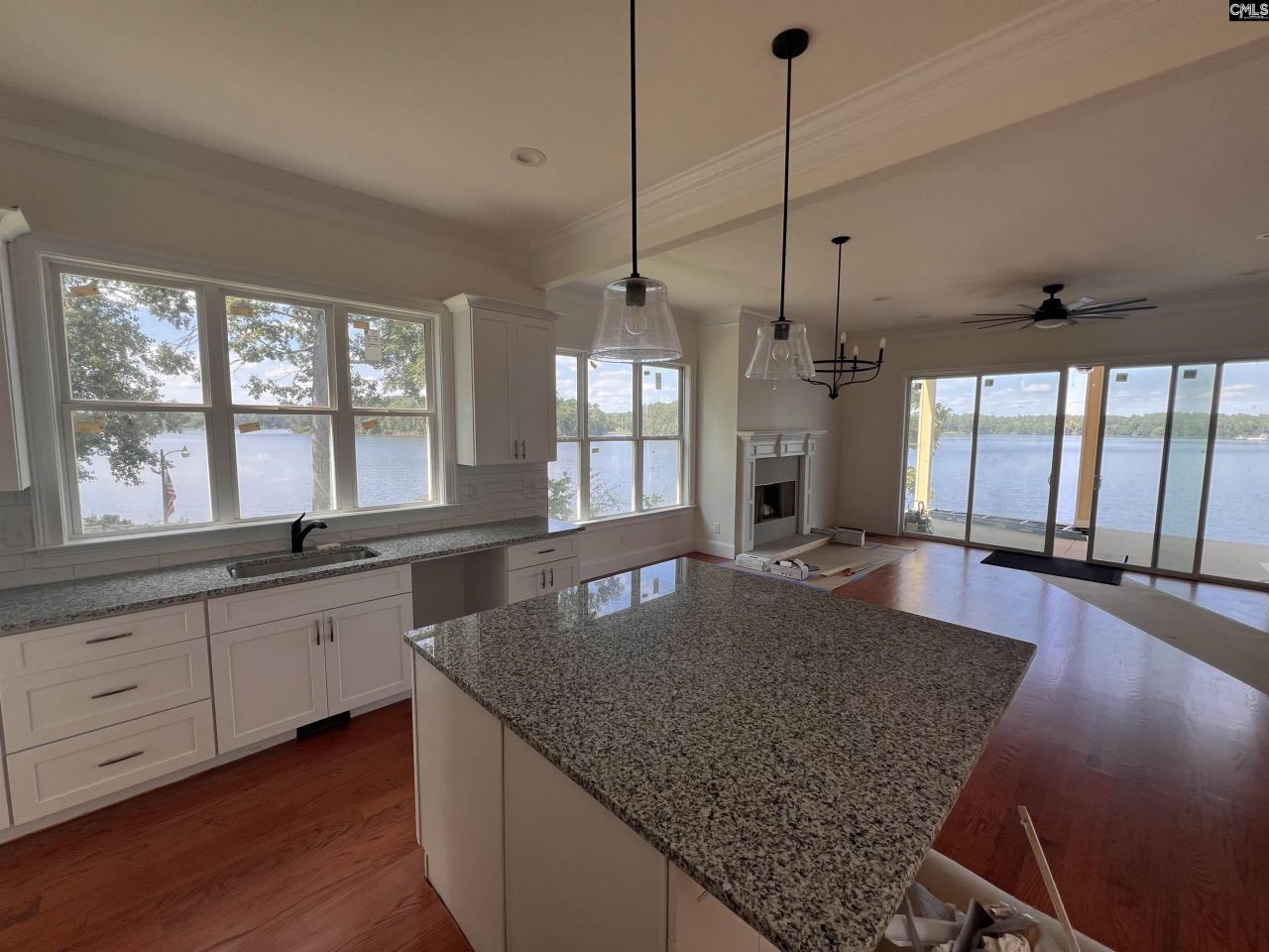 1125 Lookout Point Photo 7