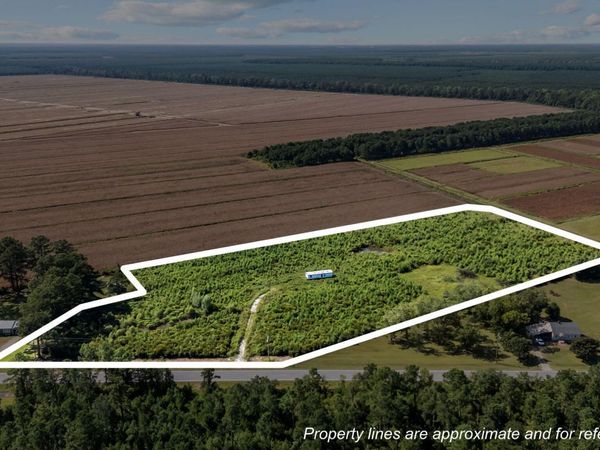 11301 Nc-304, Bayboro, NC 28515