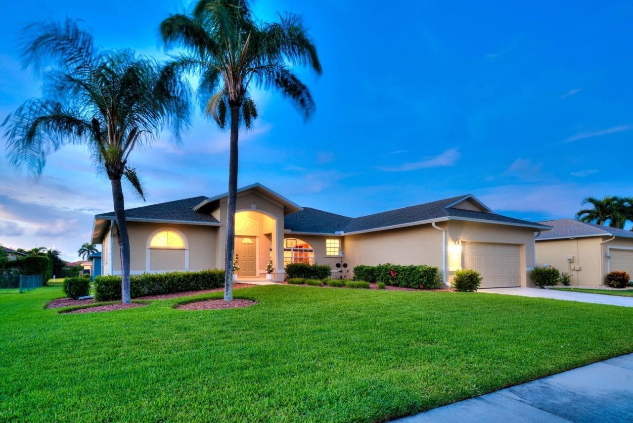 8886 Staghorn Way, Fort Myers, FL 33908 Photo