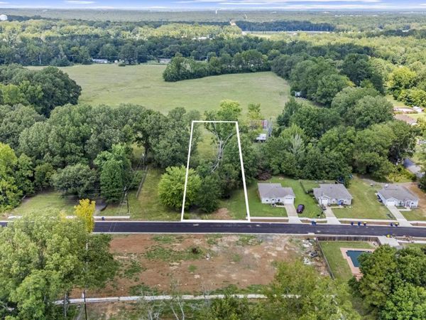 104 Bradford Drive, Cabot, AR 72023