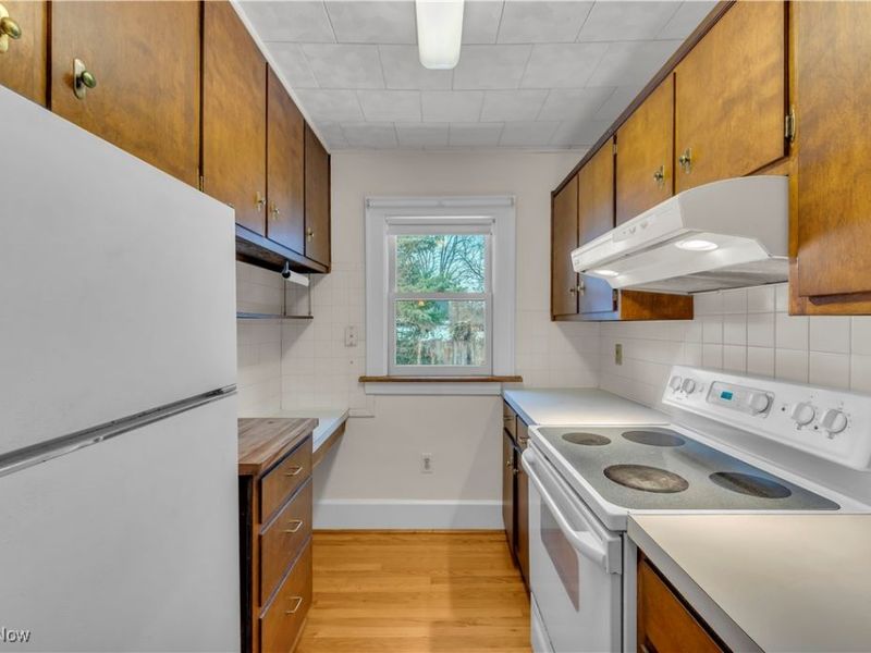 481 Letchworth Drive, Akron, OH 44303 Photo 11