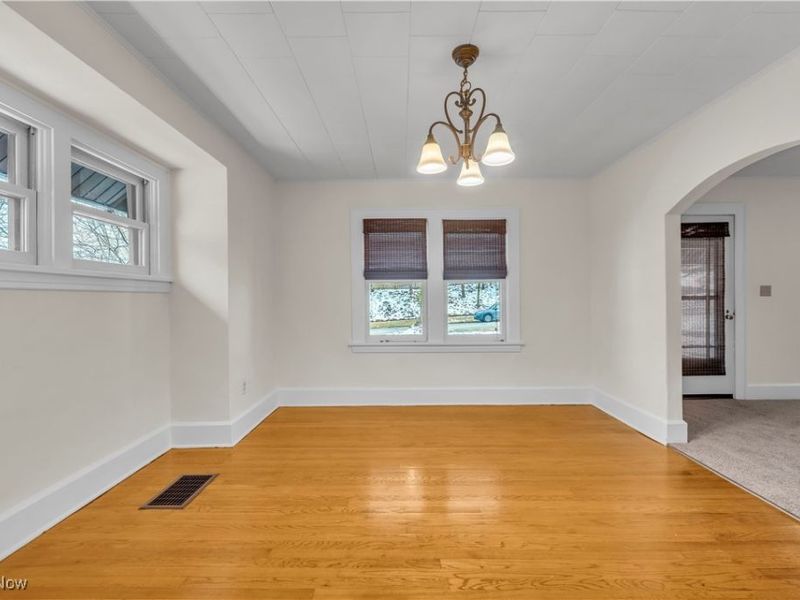 481 Letchworth Drive, Akron, OH 44303 Photo 16