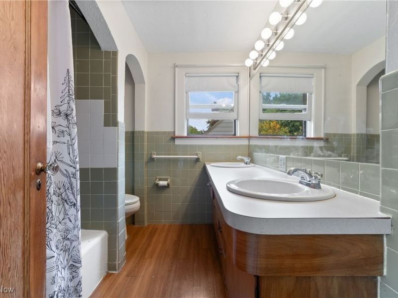 481 Letchworth Drive, Akron, OH 44303 Photo 22