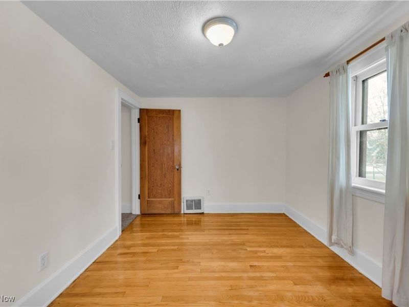 481 Letchworth Drive, Akron, OH 44303 Photo 26