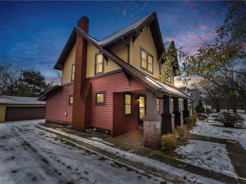 481 Letchworth Drive, Akron, OH 44303 Photo 3