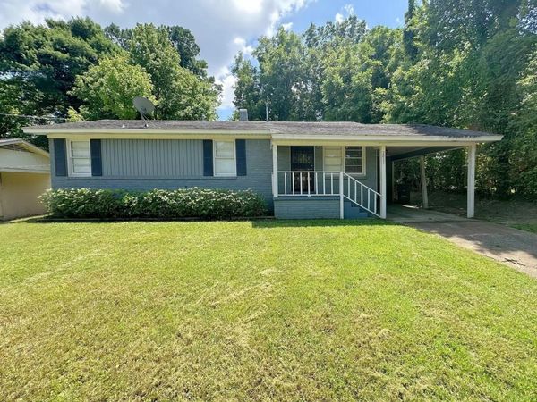 2011 LAURETTA AVE, Memphis, TN 38127