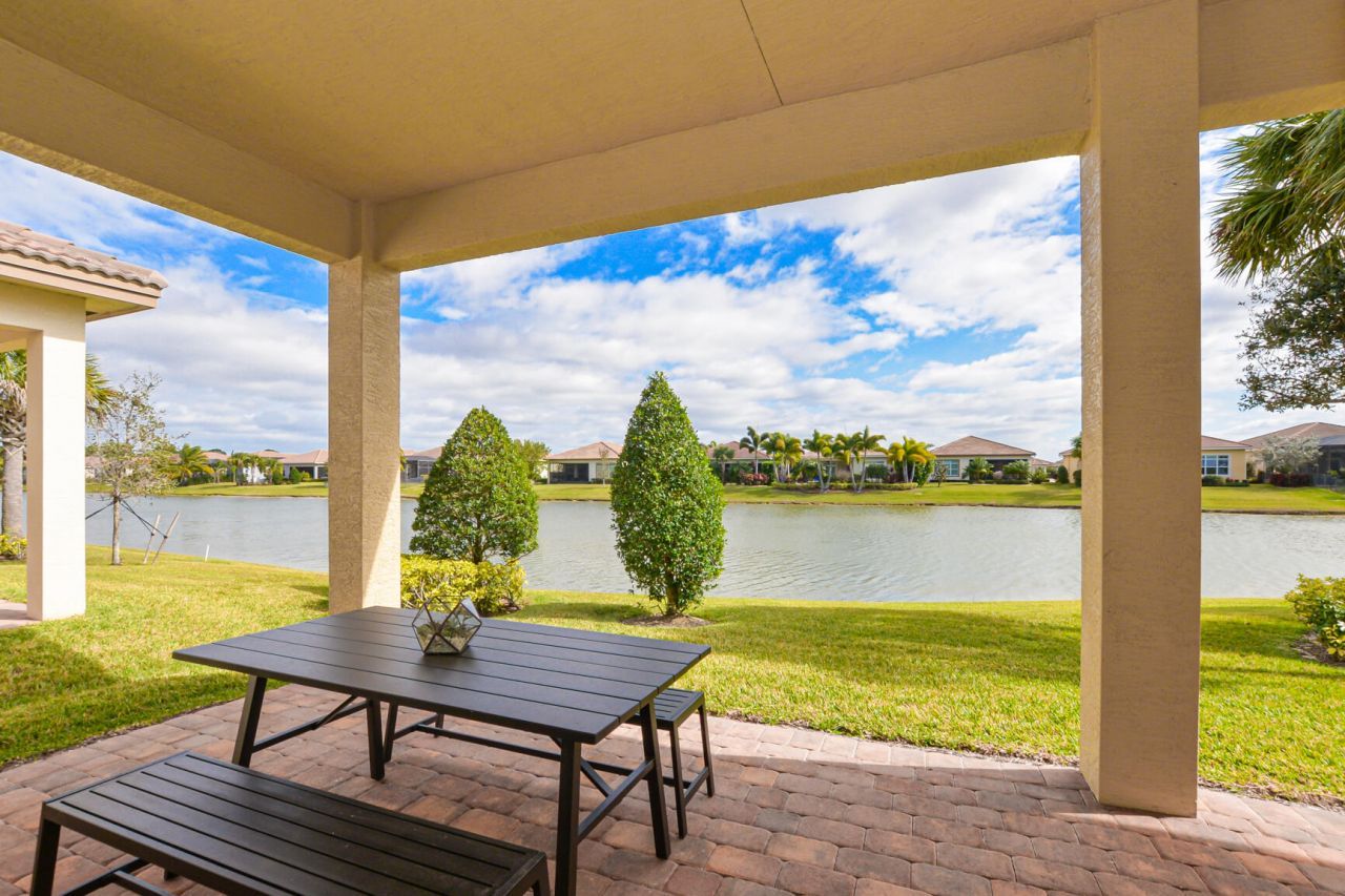 19006 SW Positano Way, Port Saint Lucie, FL 34986 Photo