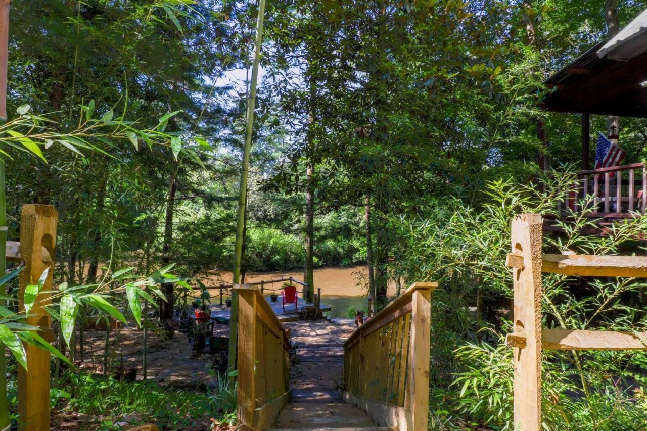 82 Landing Rd., Hattiesburg, MS 39401 Main Photo