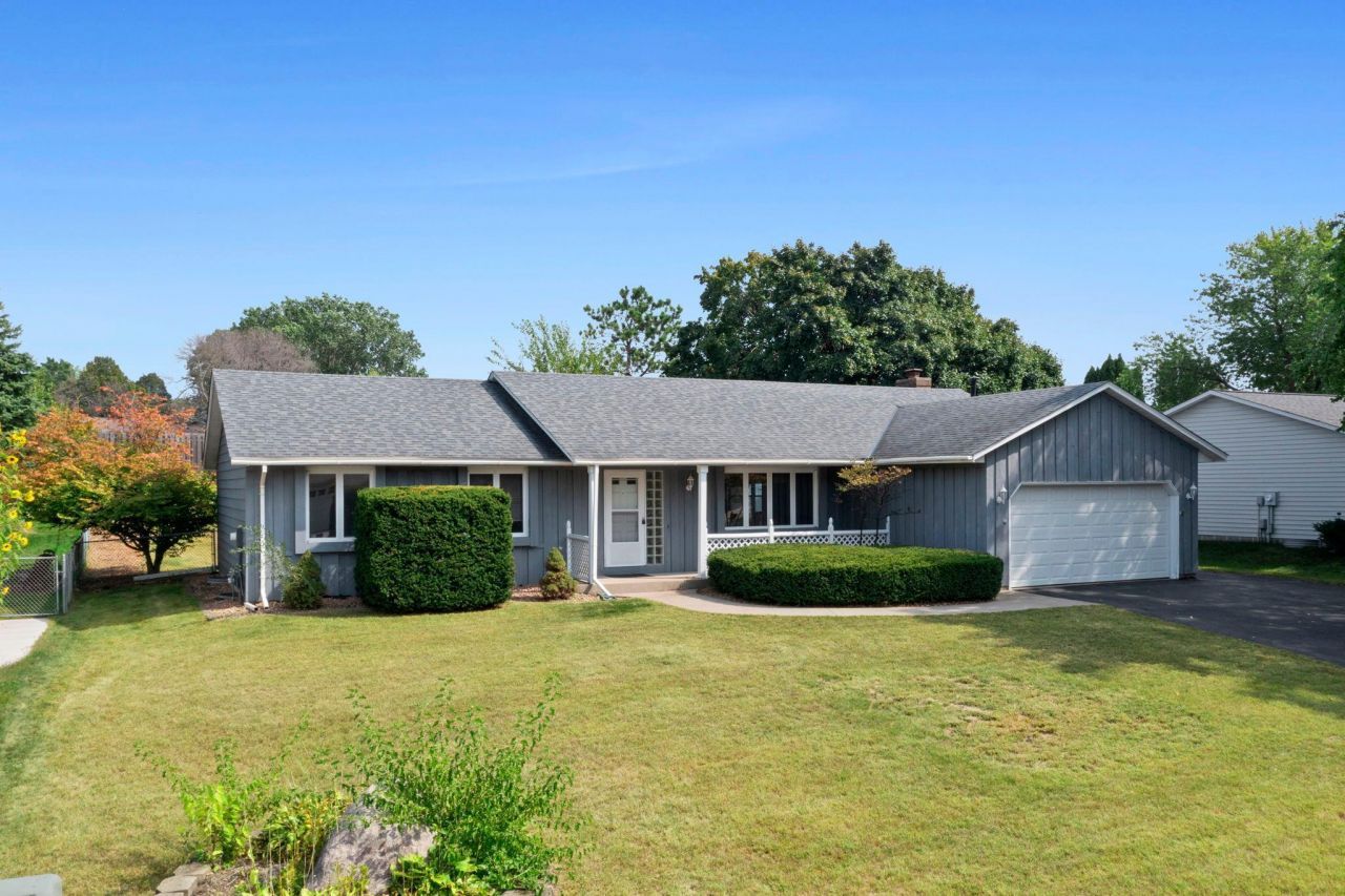 10433 Utah Road, Bloomington, MN 55438 Main Photo