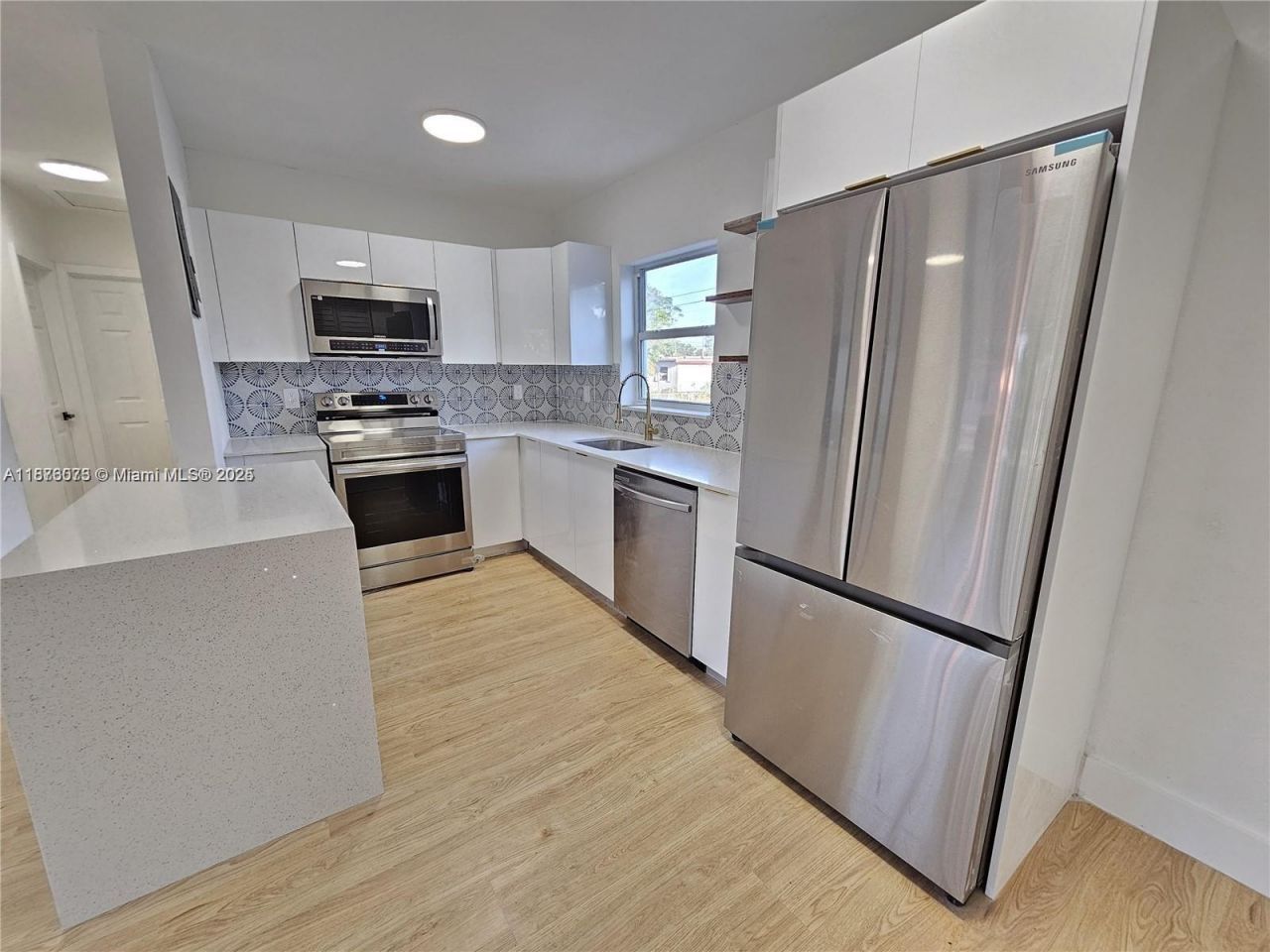 1117 W 26th Ct, Riviera Beach, FL 33404 Photo