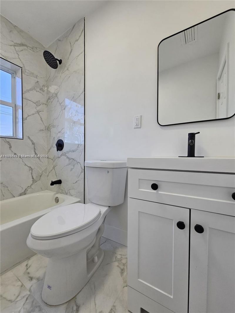 1117 W 26th Ct, Riviera Beach, FL 33404 Photo