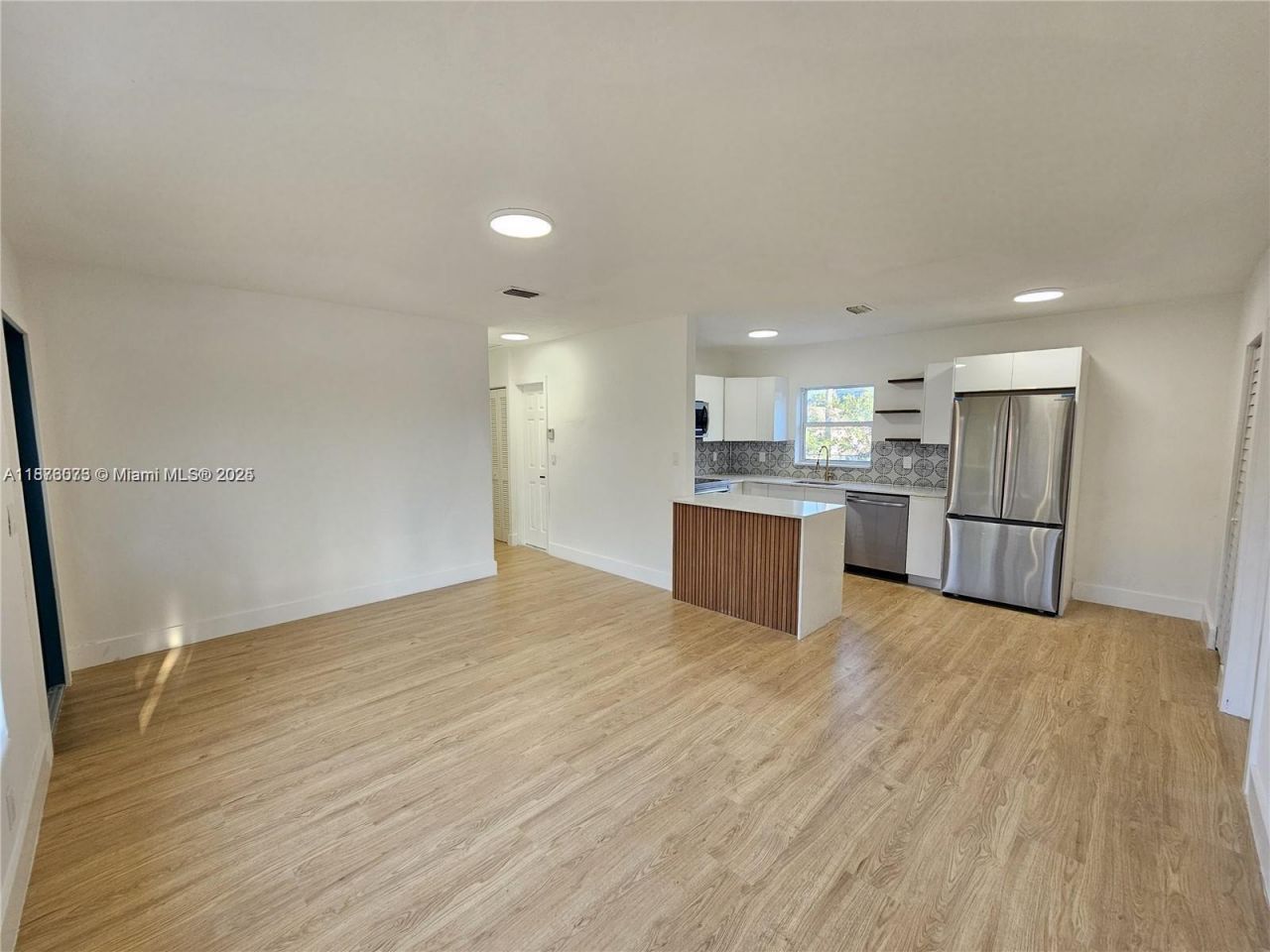 1117 W 26th Ct, Riviera Beach, FL 33404 Photo