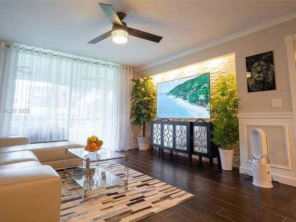 6500 NW 2nd Ave, Unit 114, Boca Raton, FL 33487