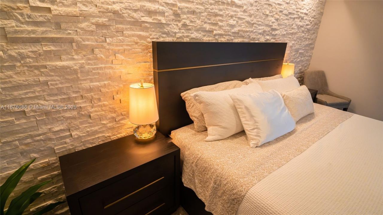 6500 NW 2nd Ave, Unit 114, Boca Raton, FL 33487 Photo