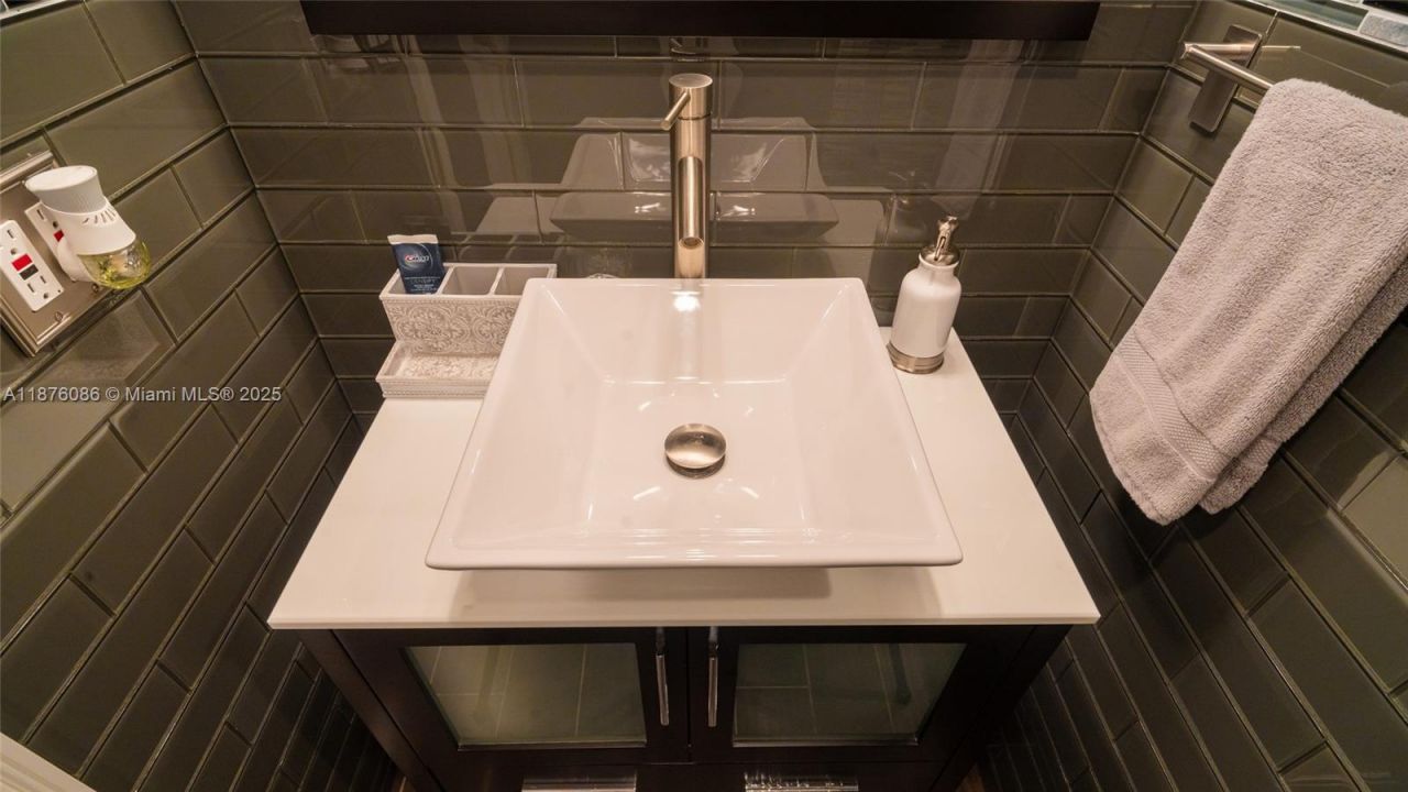 6500 NW 2nd Ave, Unit 114, Boca Raton, FL 33487 Photo