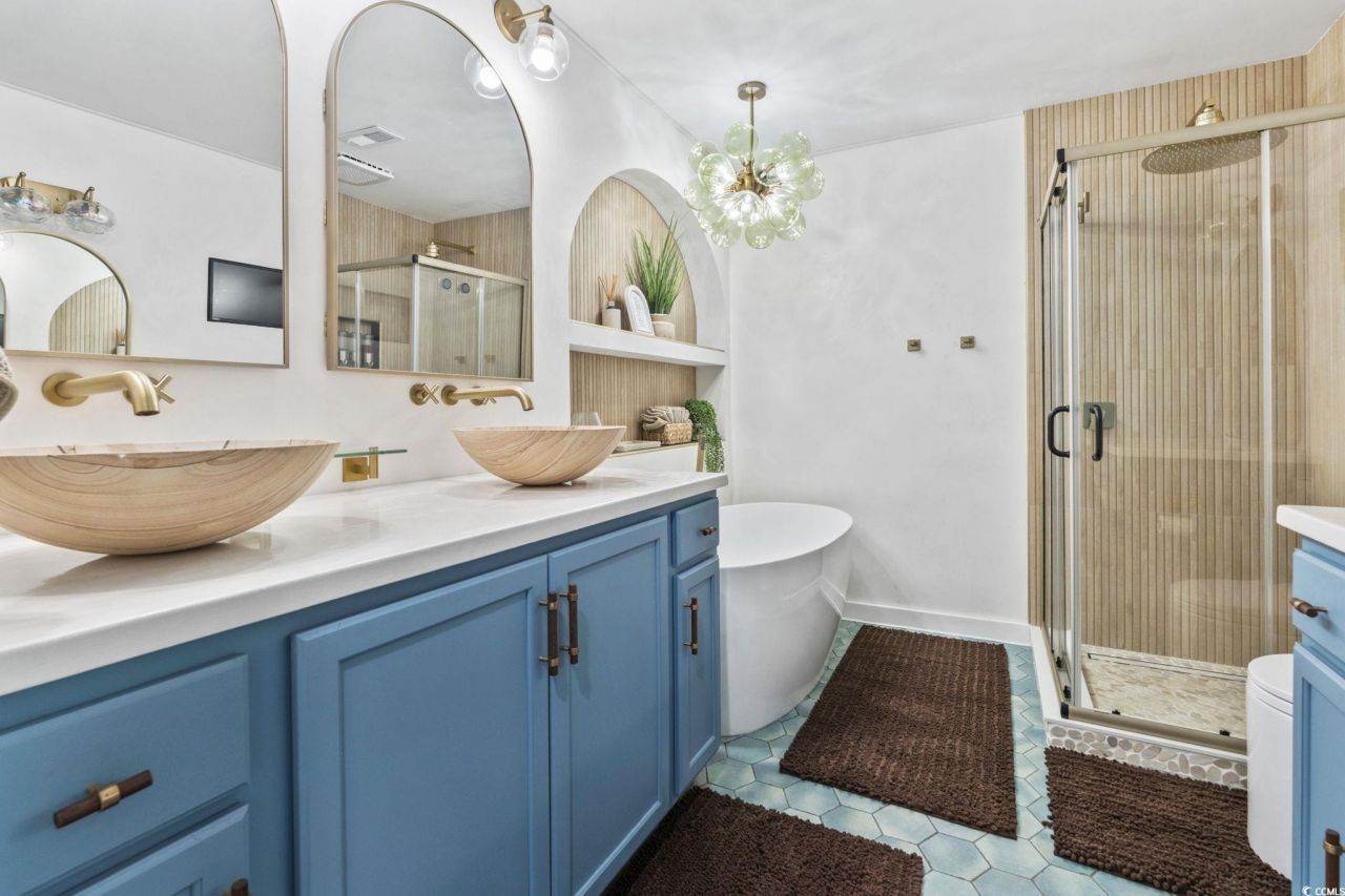 6125 R C Sarvis Ln. Photo 23