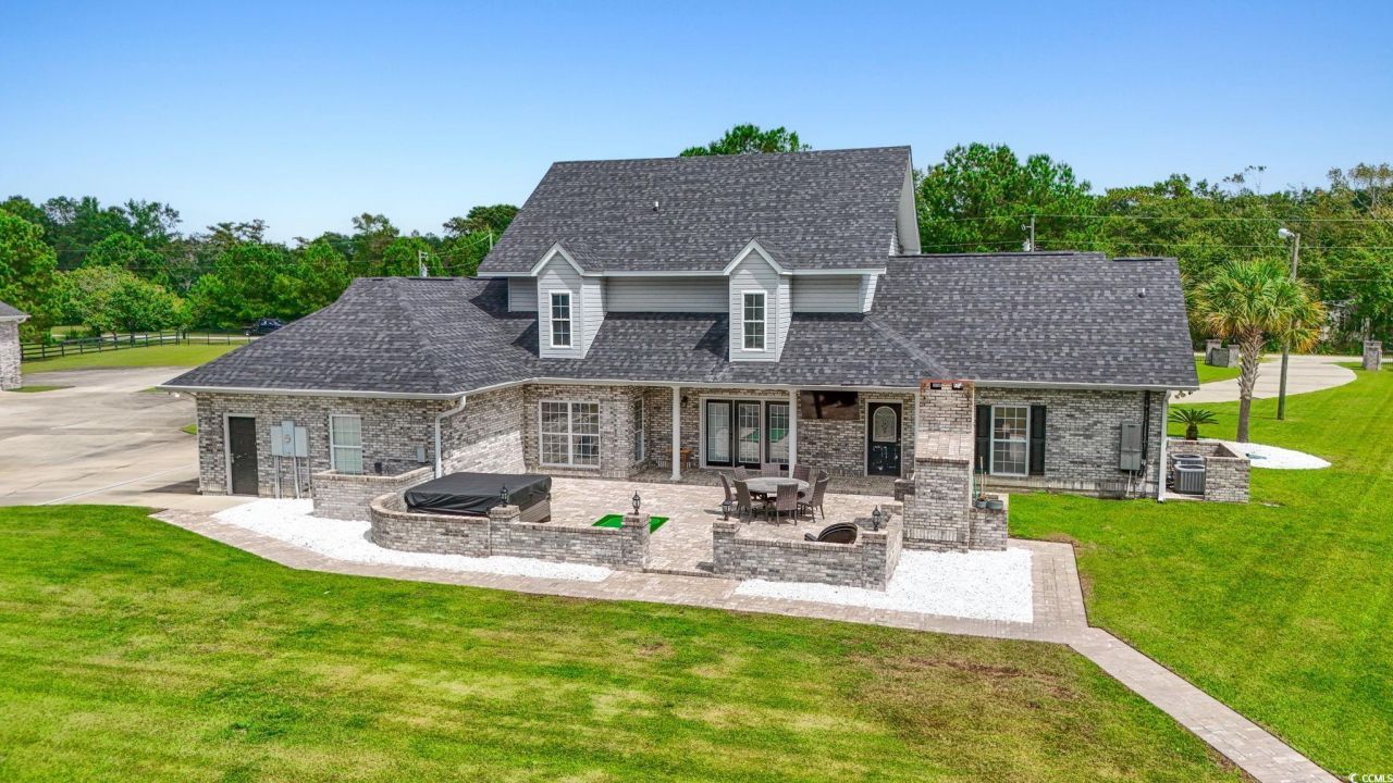 6125 R C Sarvis Ln. Photo 4